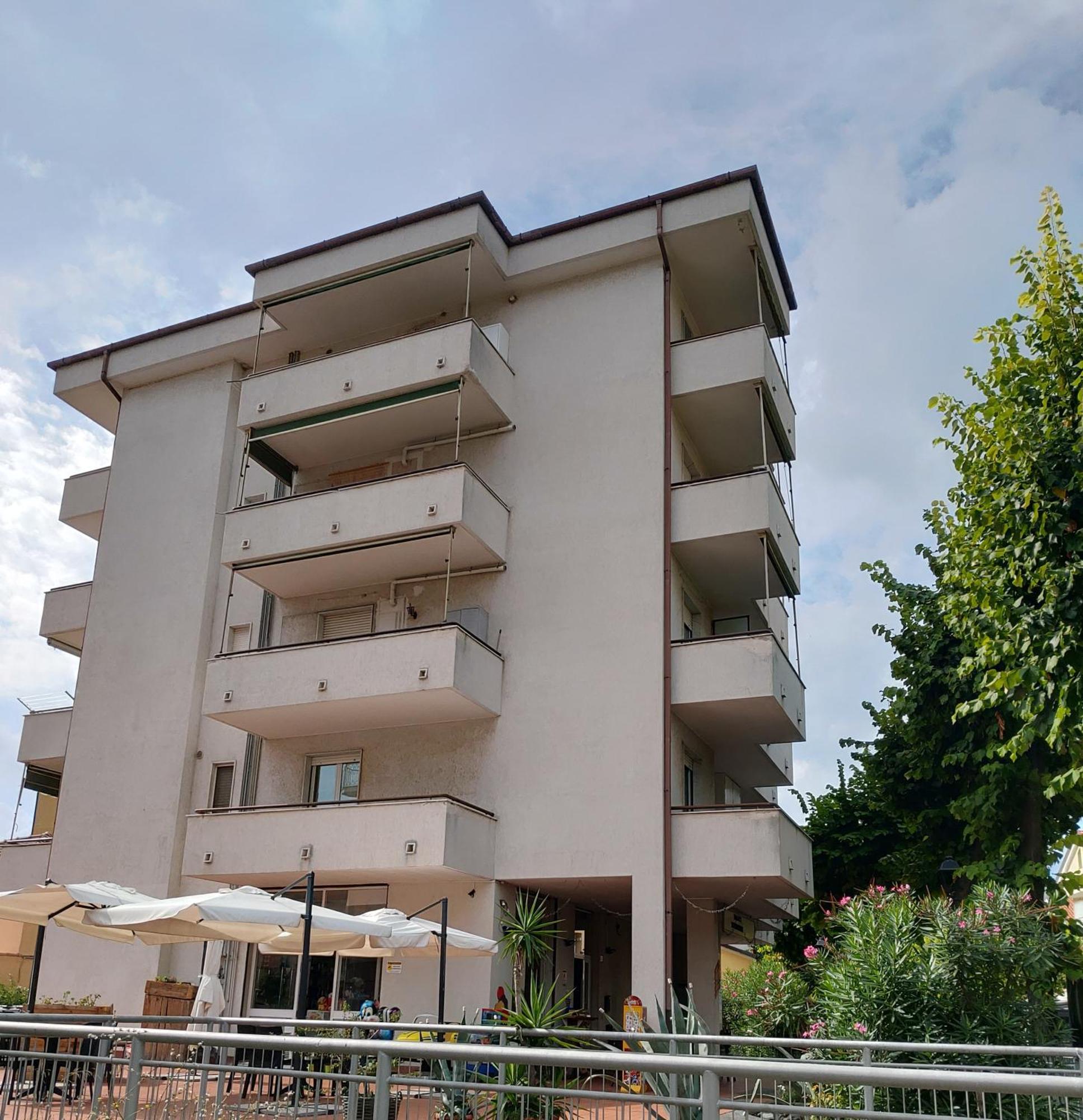 La Casa Di Flavio Casa Vacanze Albenga Exterior foto